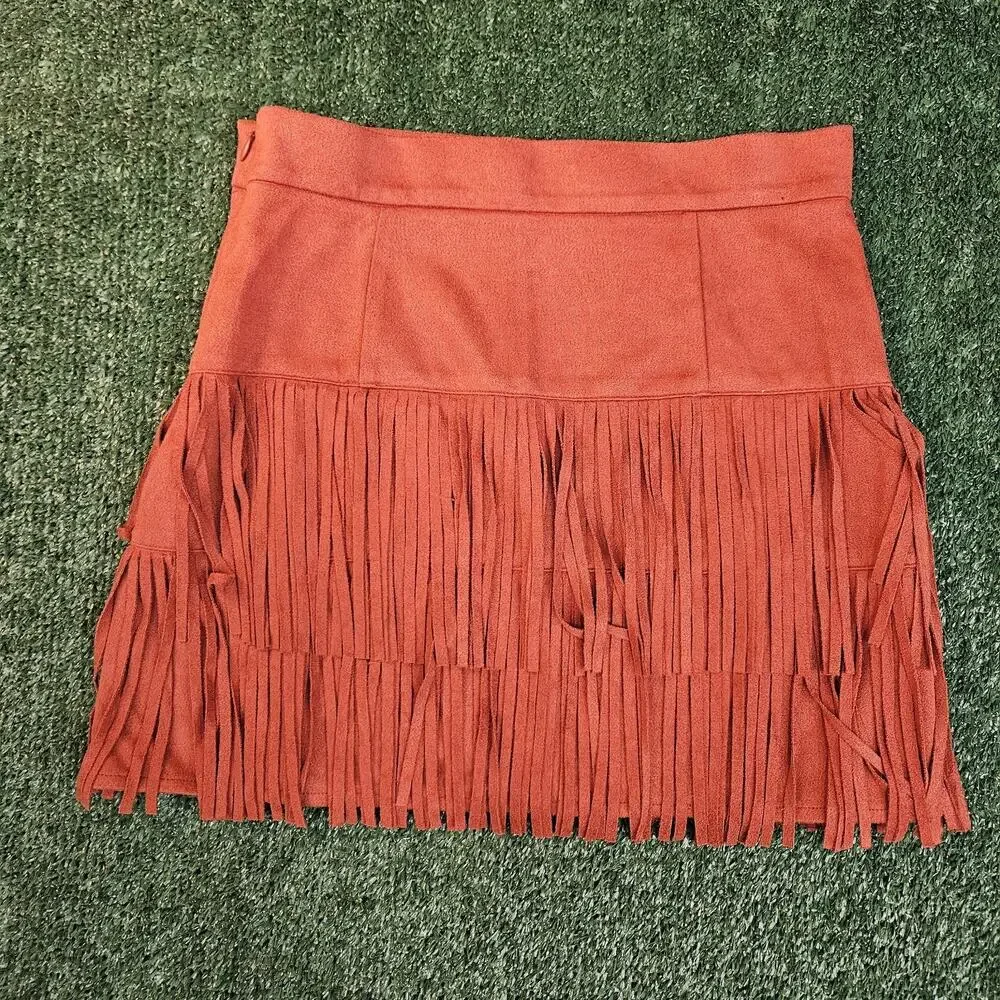 FLYING TOMATO Womens M Red Faux Suede Fringe Skirt Side Zip Western Bohemian